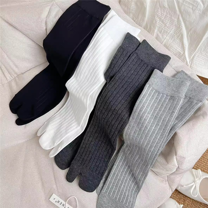 Toe Sock Split - جوارب لوليتا قطنية عالية الفخذ بأصابعين