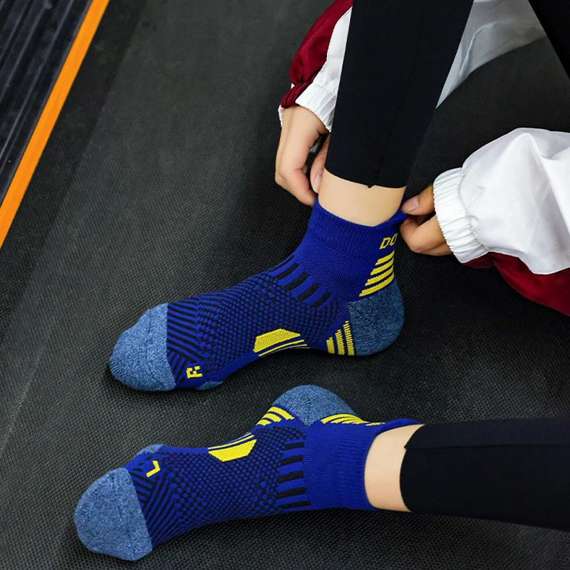 3 أزواج ماراثون الجري الجوارب  - مراجعة Ankle Sock Low Cut وسعره